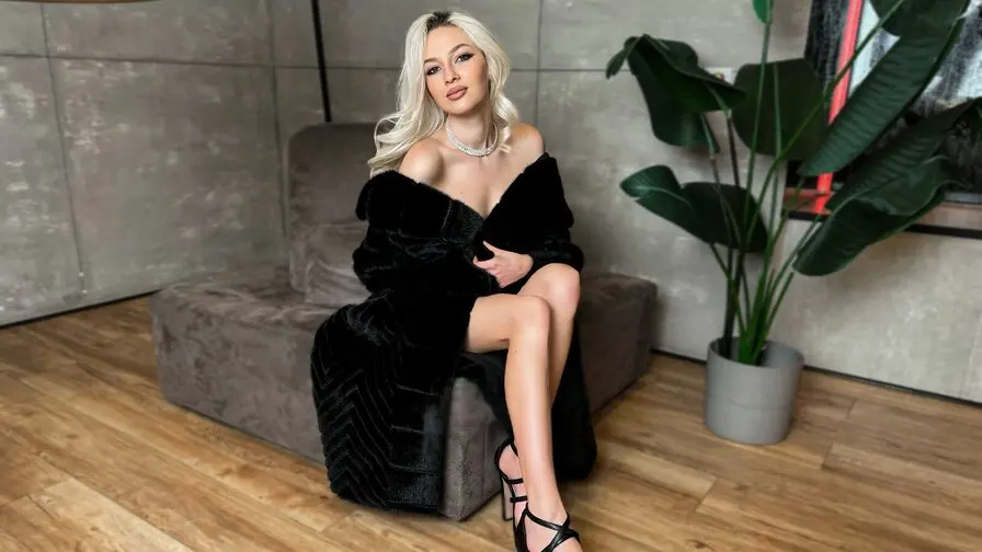  Live sex with AngelPirs - Free Porn Live